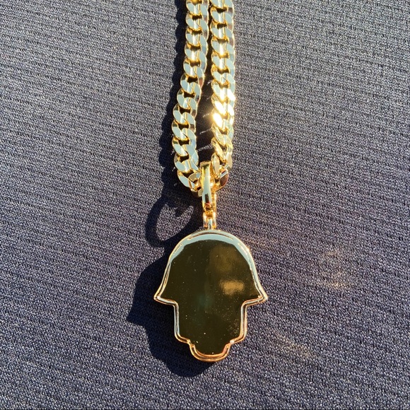 Gold Chain Cuban 20in 7mm and Icy Hamsa Pendant Set - Picture 4 of 7